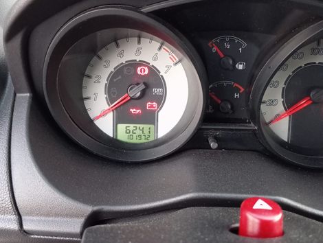 Ford Fiesta Sedan 1.0 8V Flex 4p