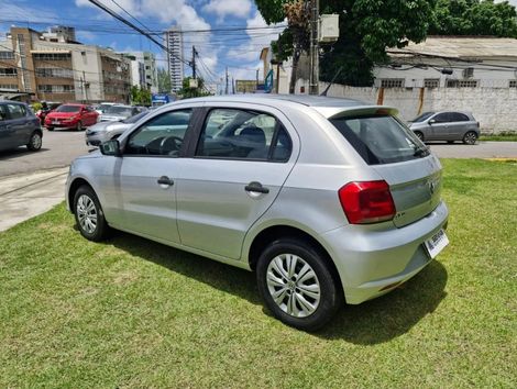 VOLKSWAGEN 1.0 12V MPI TOTALFLEX TRENDLINE 4P MANUAL