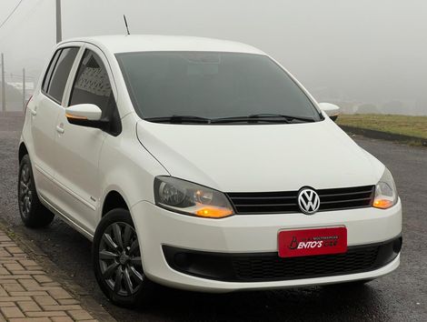 VolksWagen Fox 1.6 Mi Total Flex 8V 5p