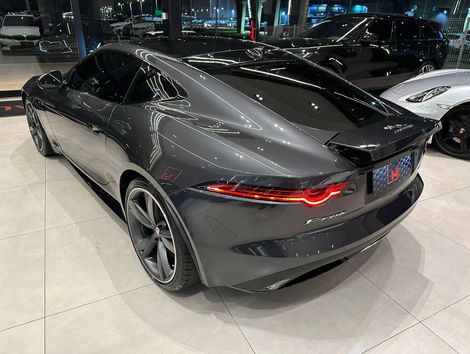 Jaguar F-Type 2.0 R-Dynamic Coupe 300cv Aut.