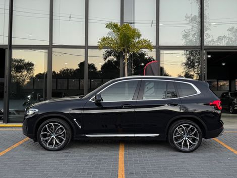 BMW X3 XDRIVE 30e X-Line Turbo Híbrido Aut.