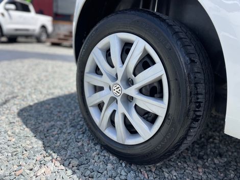 VolksWagen Fox 1.6 Mi Total Flex 8V 5p