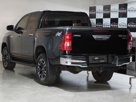 Toyota Hilux CD SRV 4x4 2.8 TDI Diesel Aut.
