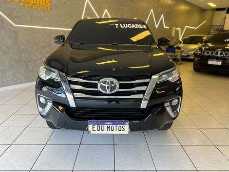 Toyota Hilux SW4 SRV 4x2 2.7 Flex 16V Aut.