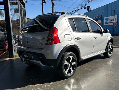 Renault SANDERO STEPWAY Hi-Flex 1.6 16V 5p