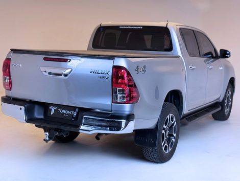 Toyota Hilux CD SRV 4x4 2.8 TDI Diesel Aut.