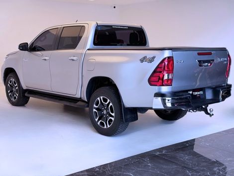 Toyota Hilux CD SRV 4x4 2.8 TDI Diesel Aut.