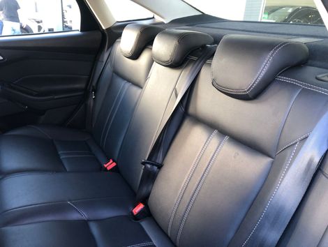 Ford Focus 2.0 16V/SE/SE Plus Flex 5p Aut.