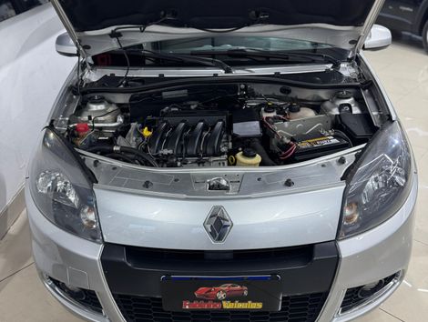 Renault SANDERO Privilège Hi-Flex 1.6 16V 5p Aut