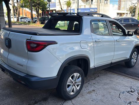 Fiat Toro Freedom 1.8 16V Flex Aut.