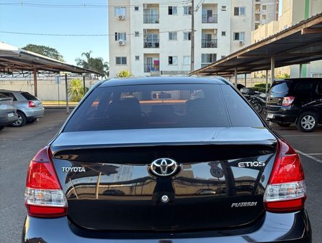 Toyota ETIOS PLATINUM Sed. 1.5 Flex 16V 4p Aut.