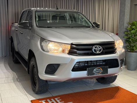Toyota Hilux CD 4x4 2.8 Diesel Mec.