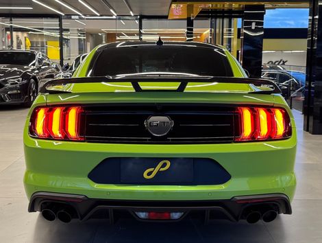 Ford Mustang Black Shadow 5.0 V8