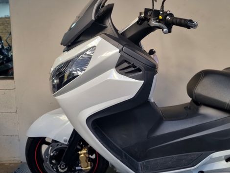 DAFRA MAXSYM 400i