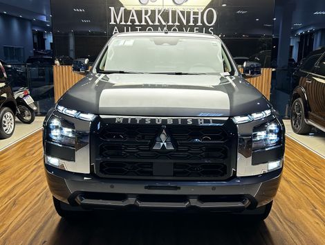 Mitsubishi Triton HPE-S 2.4 CD 4x4 TB Diesel Aut.