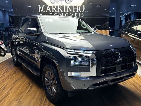 Mitsubishi Triton HPE-S 2.4 CD 4x4 TB Diesel Aut.