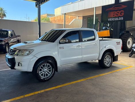 Toyota Hilux CD SRV D4-D 4x4 3.0 TDI Diesel Aut