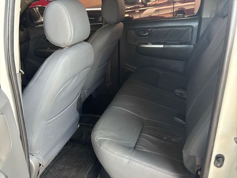 Toyota Hilux CD SRV D4-D 4x4 3.0 TDI Diesel Aut
