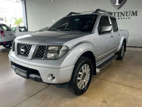 Nissan SE ATTACK CD 4x4 2.5 TB Diesel 