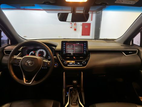Toyota CCROSS XRE 2.0