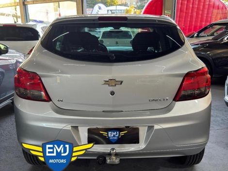 CHEVROLET 1.4 MPFI LT 8V FLEX 4P MANUAL