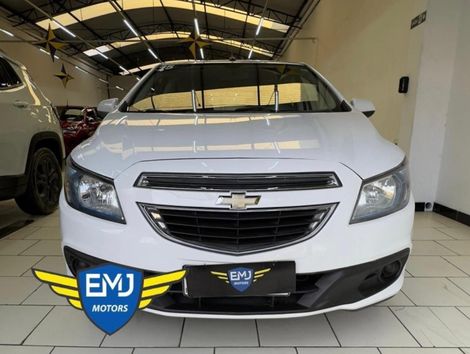 CHEVROLET 1.4 MPFI LT 8V FLEX 4P AUTOMÁTICO