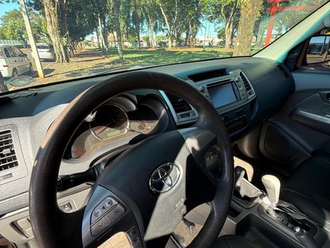 Toyota Hilux CD SRV D4-D 4x4 3.0 TDI Diesel Aut