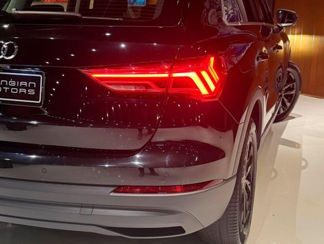 Audi Q3 Prest. 1.4 TFSI Flex/Prest. S-tronic