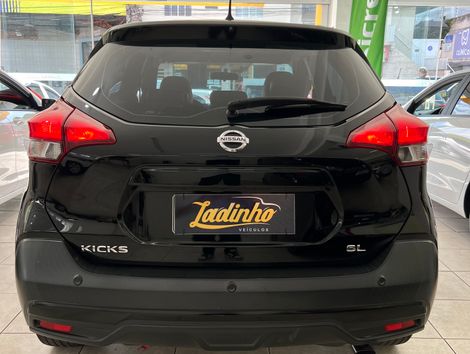 Nissan KICKS SL 1.6 16V FlexStar 5p Aut.
