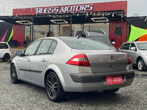Renault Megane Sedan Dynamique 2.0 16V Aut.