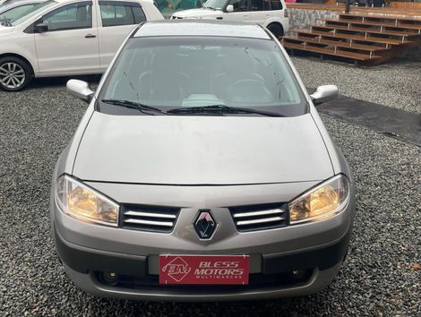 Renault Megane Sedan Dynamique 2.0 16V Aut.