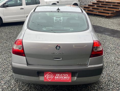 Renault Megane Sedan Dynamique 2.0 16V Aut.