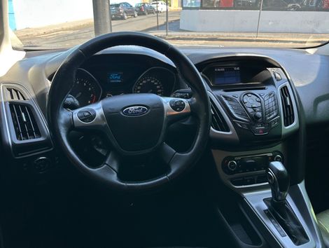 Ford Focus 2.0 16V/SE/SE Plus Flex 5p Aut.