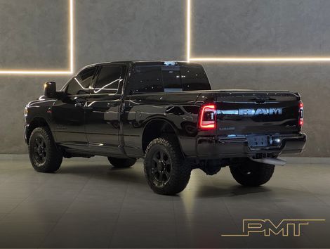 RAM 2500 LARAM. 6.7 NIGHT ED. TB CD 4x4 Die.