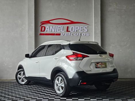 Nissan KICKS S Direct 1.6 16V Flex 5p Aut.