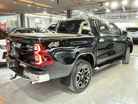 Toyota Hilux CD SRX 4x4 2.8 TDI 16V Diesel Aut.