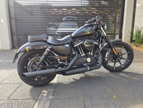 Harley XL 883N IRON