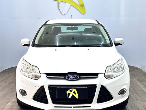 Ford Focus 2.0 16V/SE/SE Plus Flex 5p Aut.