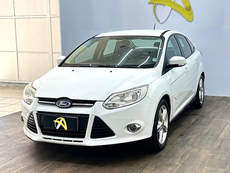 Ford Focus 2.0 16V/SE/SE Plus Flex 5p Aut.