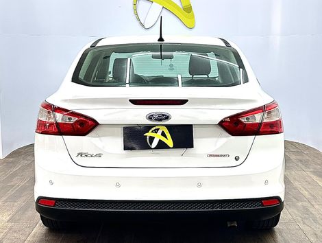 Ford Focus 2.0 16V/SE/SE Plus Flex 5p Aut.
