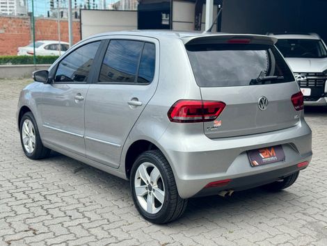 VolksWagen Fox Highline1.6 Flex 16V 5p