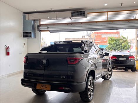 Fiat Toro Volcano 1.3 T270 4x2 Flex Aut.