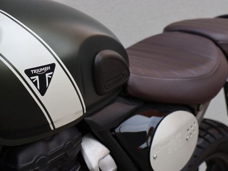 TRIUMPH SCRAMBLER 400X
