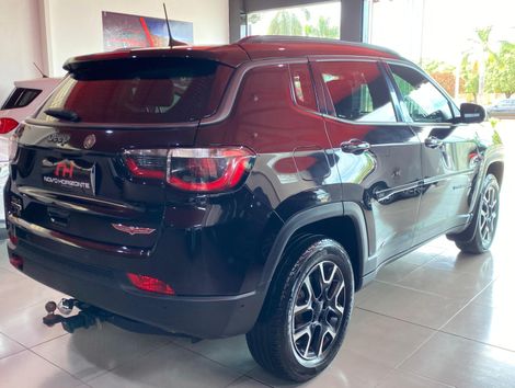 Jeep COMPASS TRAILHAWK 2.0 4x4 Dies. 16V Aut.