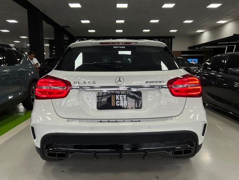 Mercedes GLA 45 AMG 4MATIC 2.0 Turbo Aut.