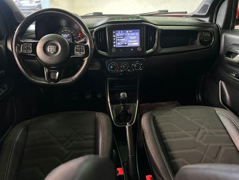 Fiat Strada Volcano 1.3 Flex 8V CD