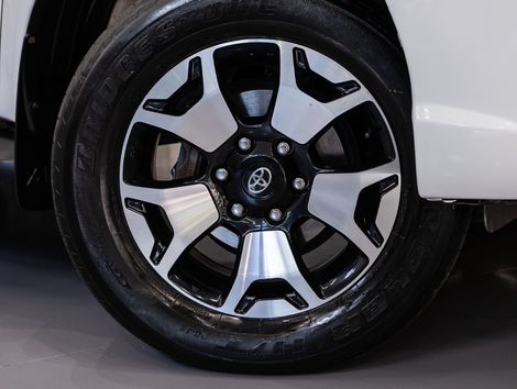 Toyota Hilux CD SRX 4x4 2.8 TDI 16V Diesel Aut.