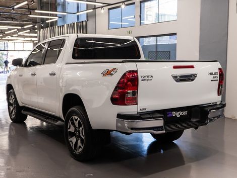 Toyota Hilux CD SRX 4x4 2.8 TDI 16V Diesel Aut.
