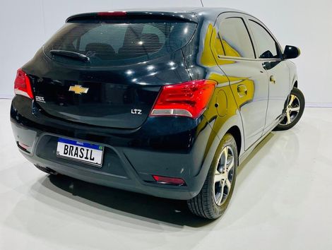 Chevrolet ONIX HATCH LTZ 1.4 8V FlexPower 5p Aut.