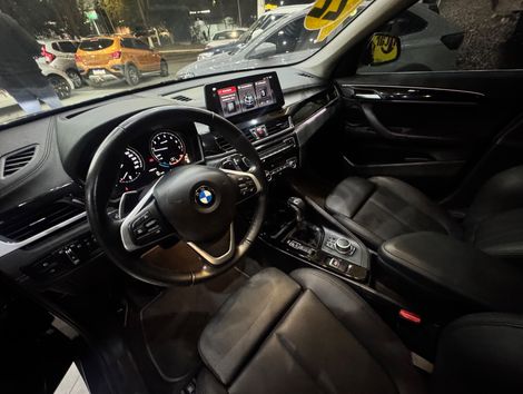 BMW X1 SDRIVE 20i X-Line 2.0 TB Active Flex